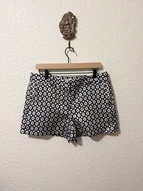Sea Navy and White Floral Jacquard Shorts